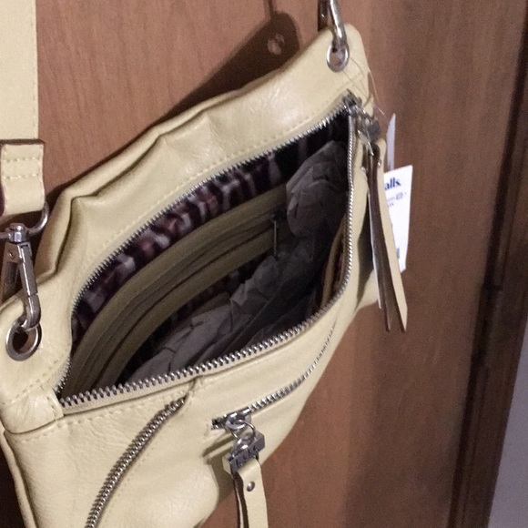 Pear colored Nicole Miller Summer bag - Picture 3 of 5